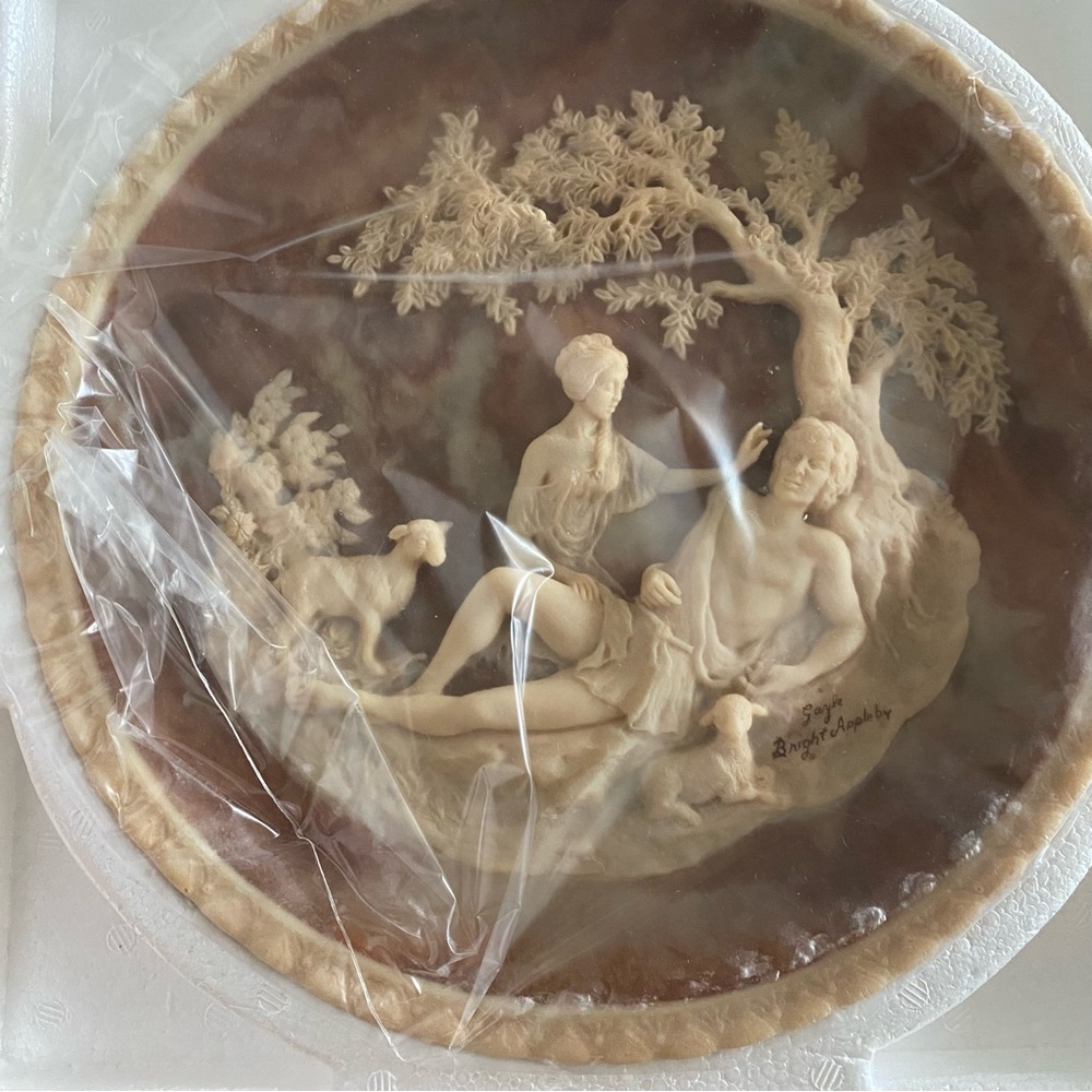 Gayle Bright Appleby collector plate in original packaging - Picture 6 of 14